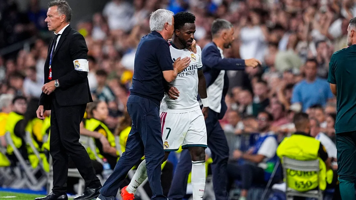 Mourinho tiene una patata caliente con la peor versión del "enfadado" Vinícius (más el recuerdo de Xabi Alonso)