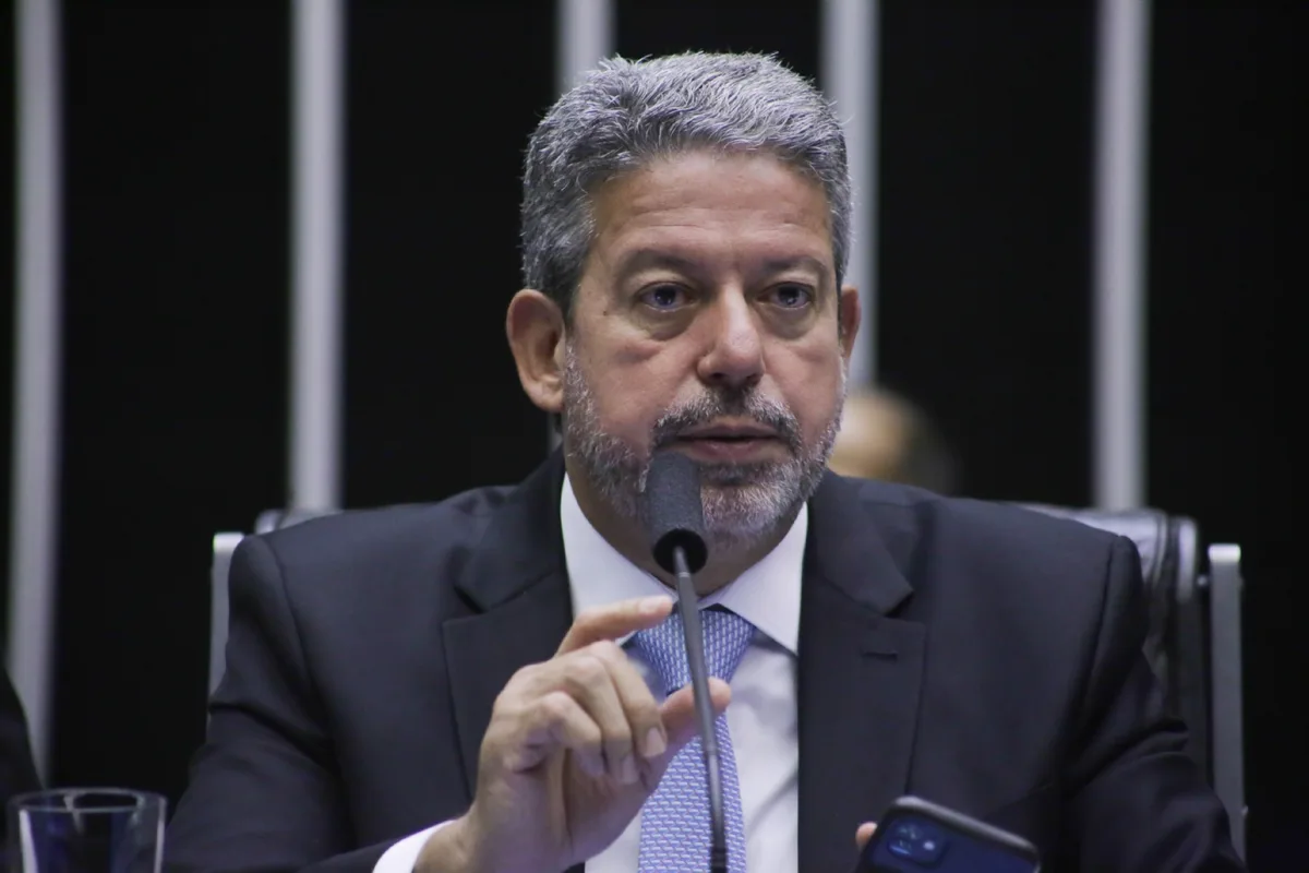 Arthur Lira mais que triplica patrimônio em quatro anos e oficializa corrida ao Senado