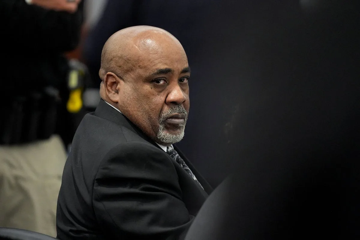 Some Tupac Shakur family members leave court as autopsy photos shown