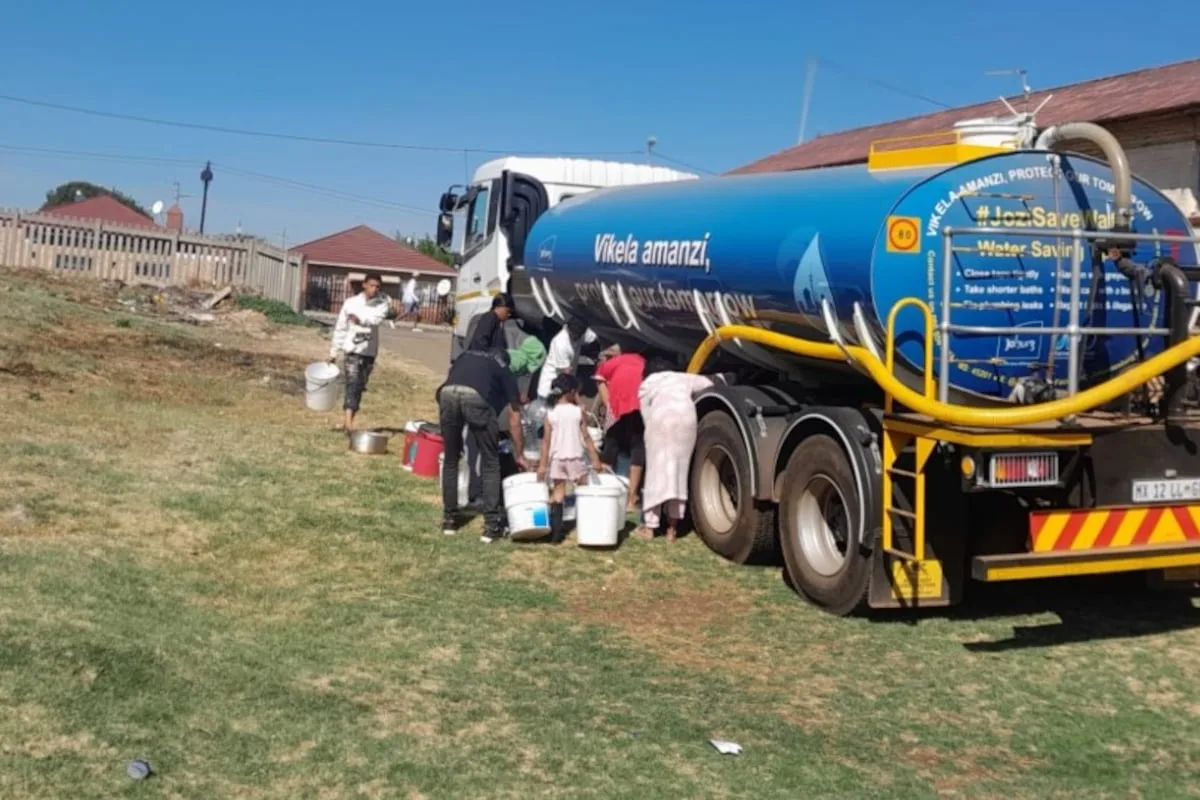 ANN BERNSTEIN | Corruption thrives as Joburg’s decay fuels profiteering
