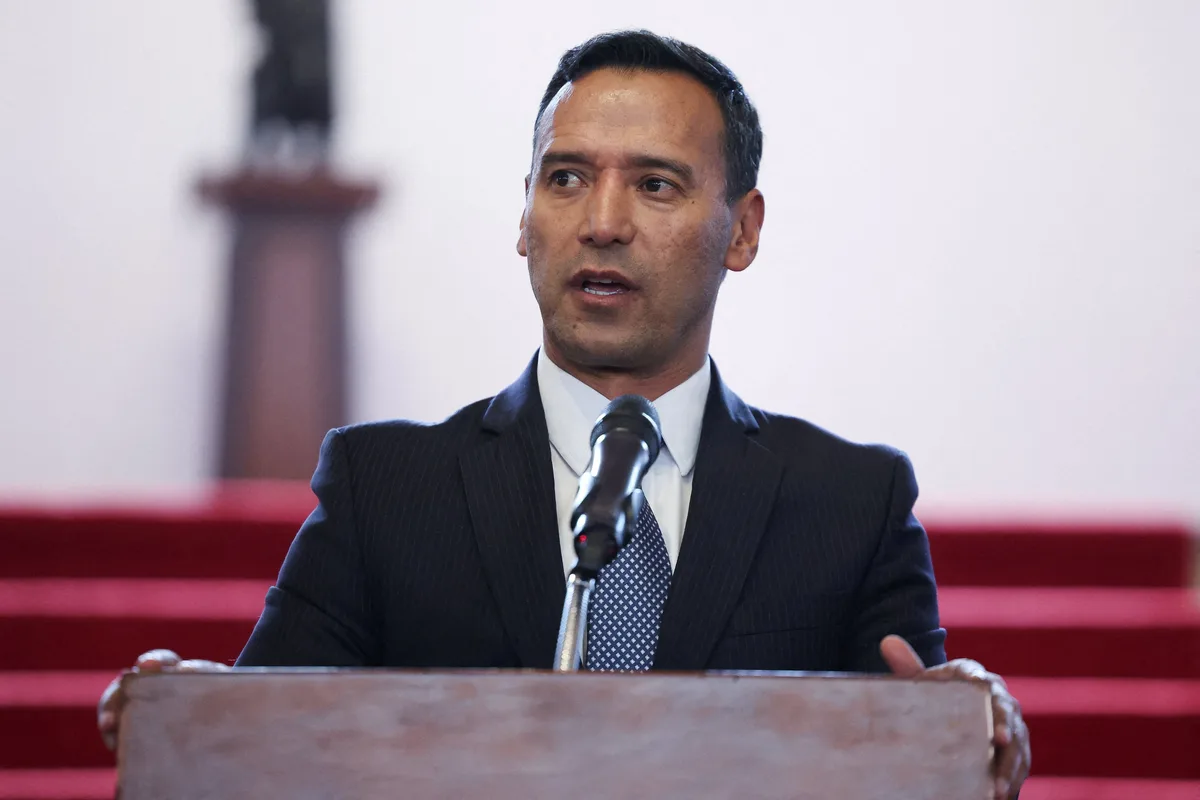 Exministro de Defensa criticó decisión del actual gobierno de no hacer empalme con la administración Petro: “Aumentó el riesgo”