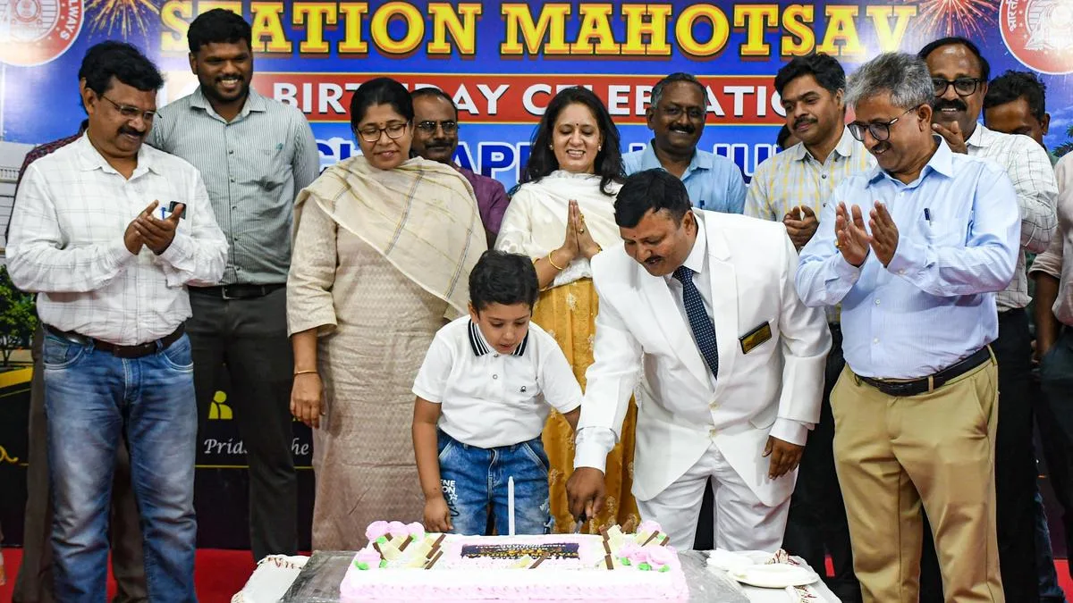 Photo exhibition, colourful celebrations mark ‘Station Mahotsav’ of Tiruchi Junction