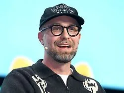 "Einfach Mark Forsthair" : Mark Forster ohne Käppi begeistert seine Fans