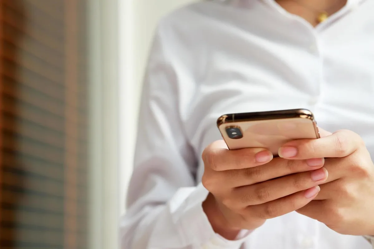Internet não é terra sem lei: STJ reafirma punição para envio de pornografia sem consentimento