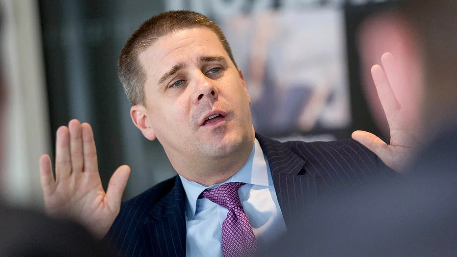 Former Obama advisor tells divided Maine Democrats to 'get over your s---' and win the race