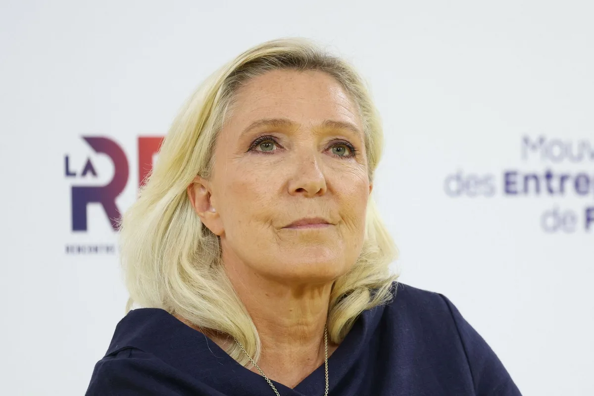 Présidentielle 2027 : pourquoi Marine Le Pen accélère sa campagne