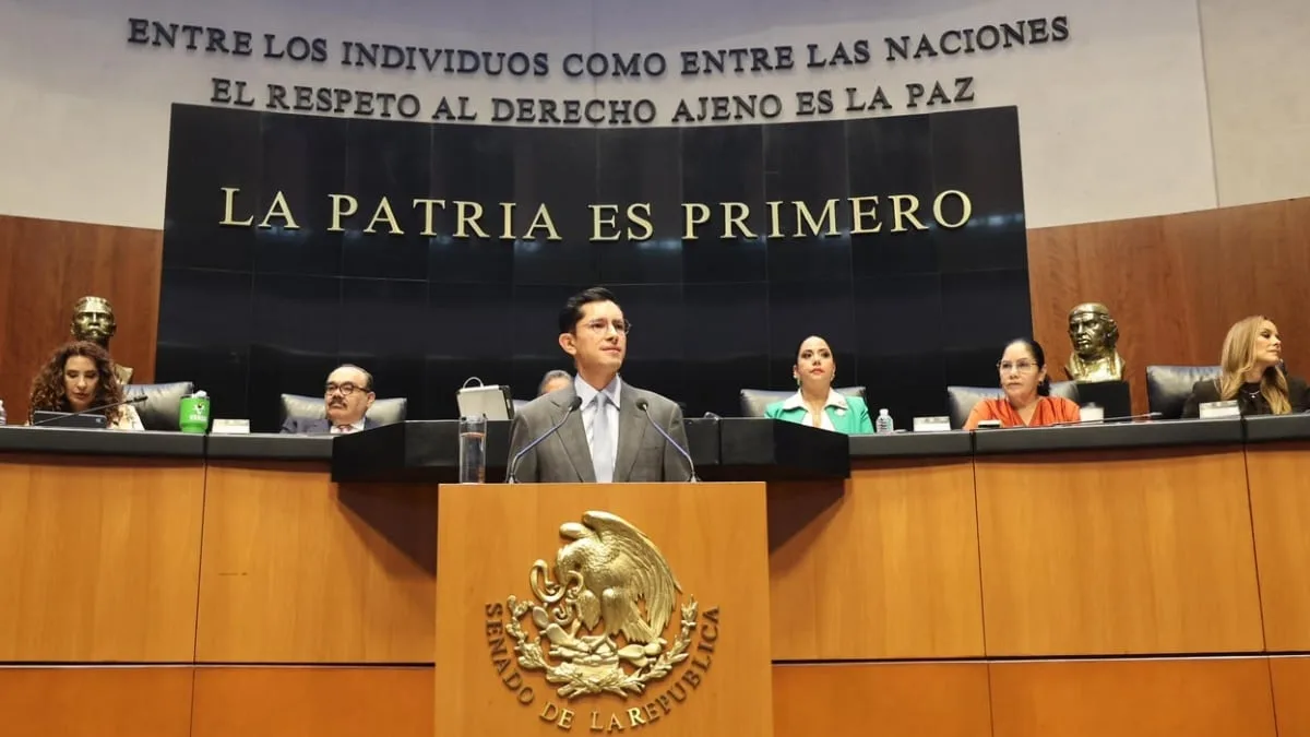Representaciones de México en el exterior facilitaron inversiones para el país, asegura Roberto Velasco