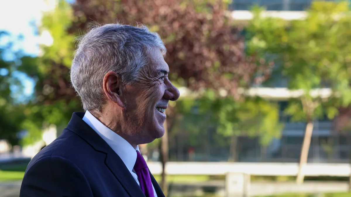 Adiado início do julgamento por branqueamento de capitais de José Sócrates