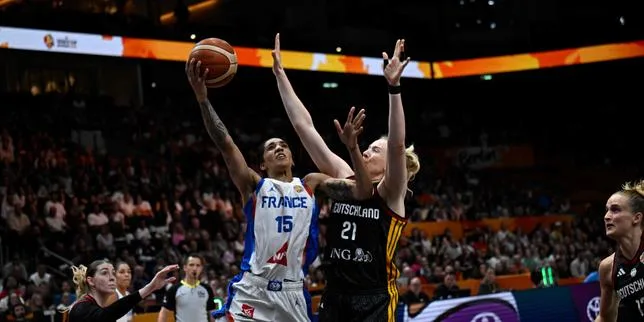 Coupe du monde féminine de basket : « en mission », la France poursuit son sans-faute et se hisse en finale mondiale