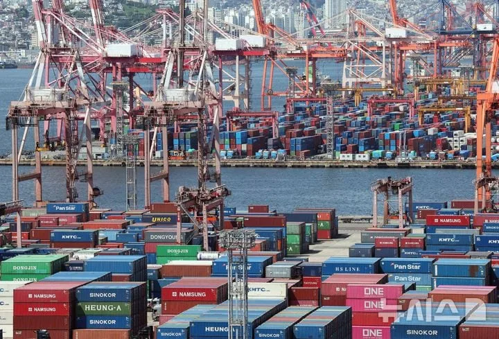 ADB、今年の韓国成長率3.2％に上方修正