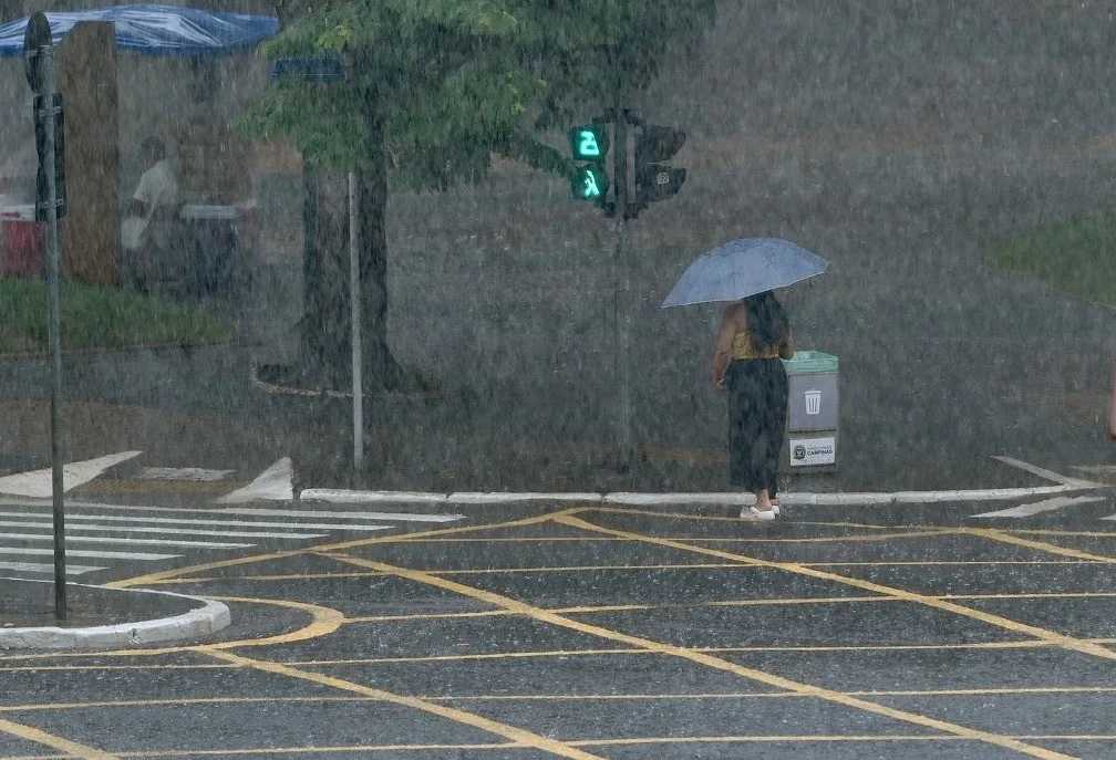 'Gangorra' térmica e mínima de 12°C: o que esperar do tempo na região de Campinas nesta semana