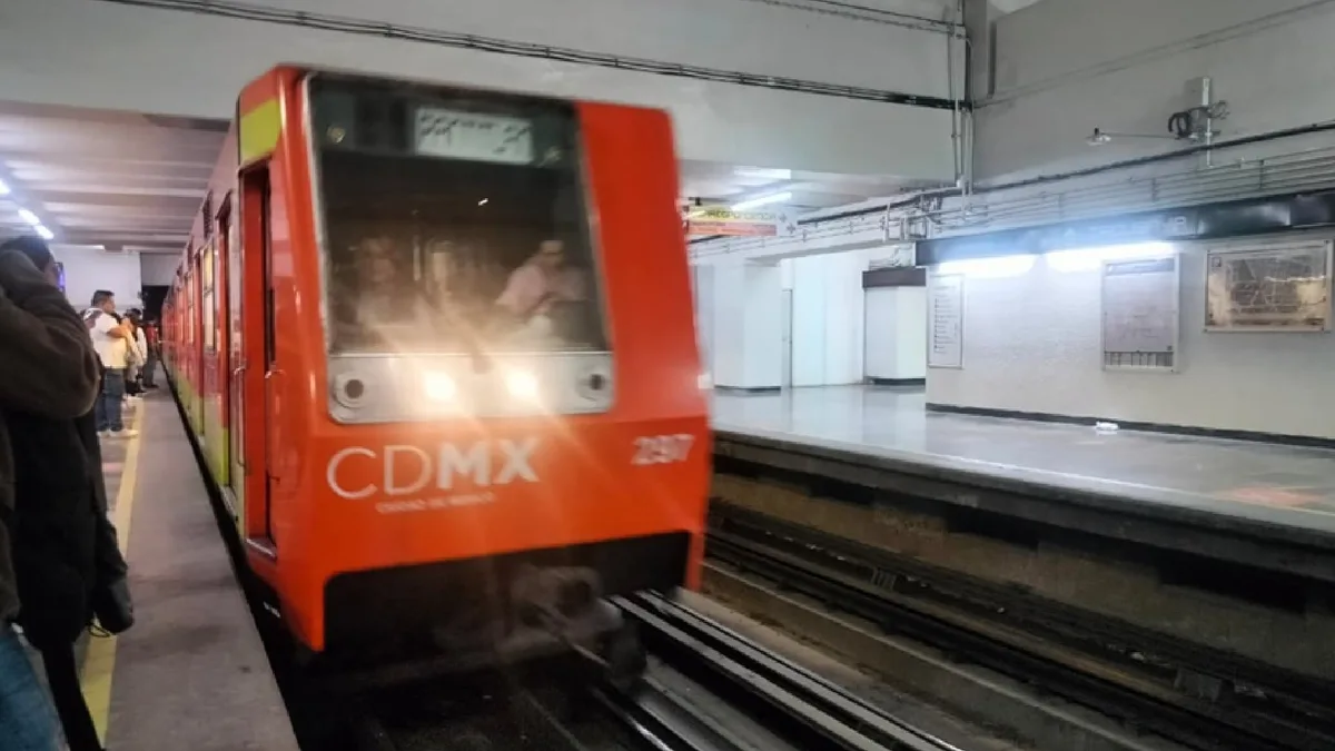 ¿Qué está pasando en el Metro CDMX y Metrobús hoy 26 de agosto? Reportan atrasos en Línea 1