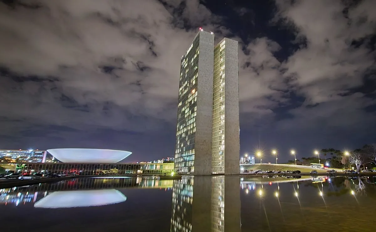 Pesquisa RealTime Big Data mostra intenções de voto para o Senado no Paraná; veja os números