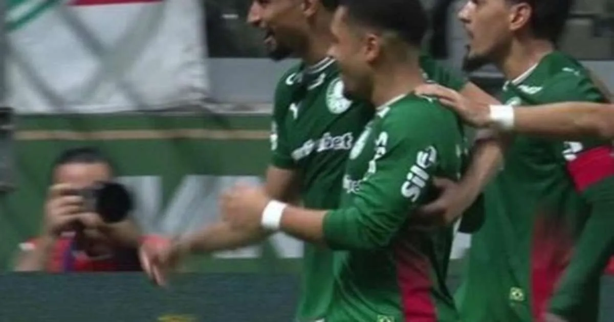 Vitor Roque desencanta pelo Palmeiras: "Recuperando confiança"