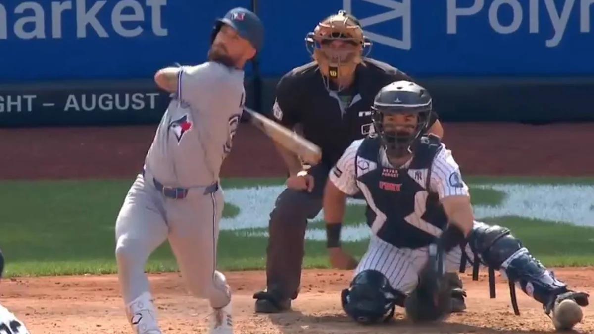 Lukes launches solo home run to extend Blue Jays’ lead