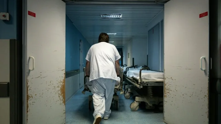 Un ancien chirurgien de Colmar condamné à trois ans de prison dont un ferme pour agressions sexuelles et harcèlement moral