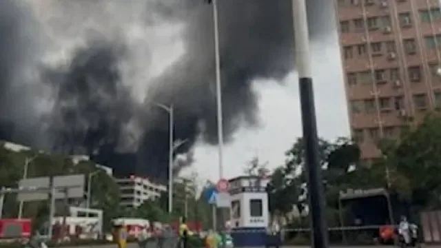 Pelo menos oito mortos em incêndio numa empresa têxtil na China