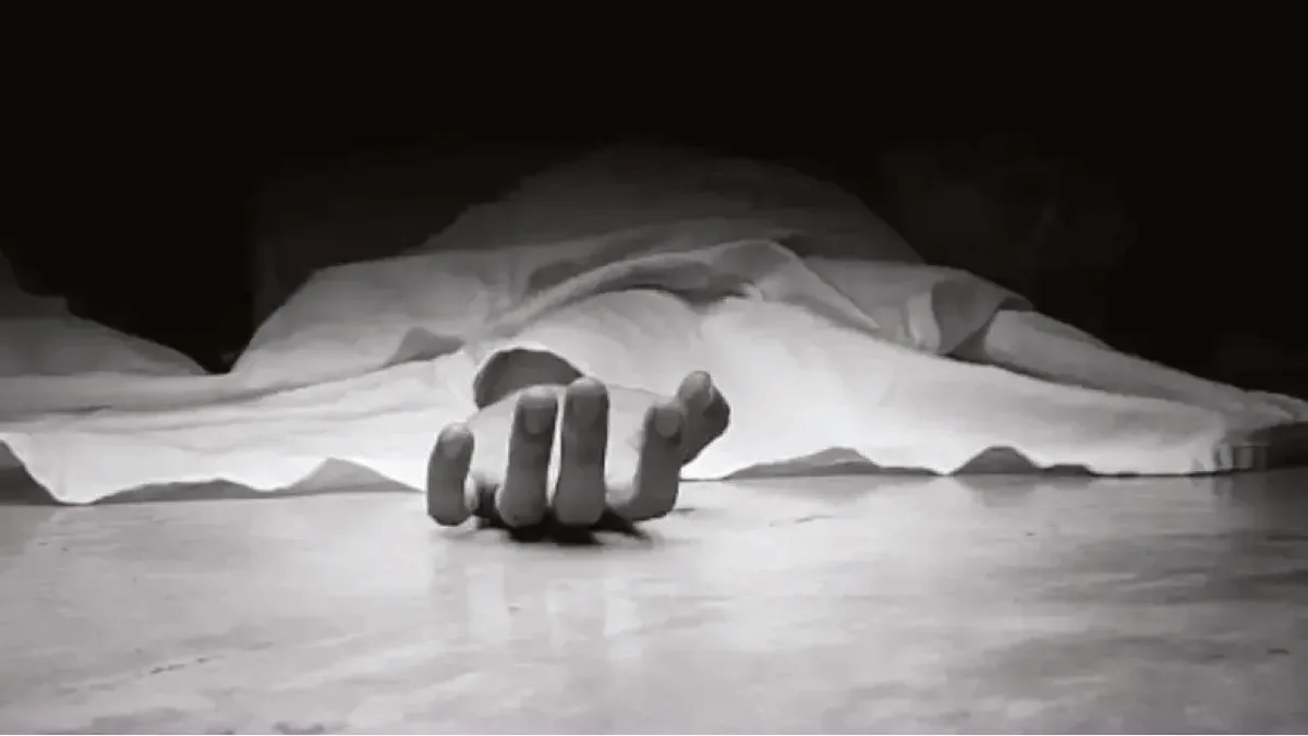 2 J&K cops found dead in car
