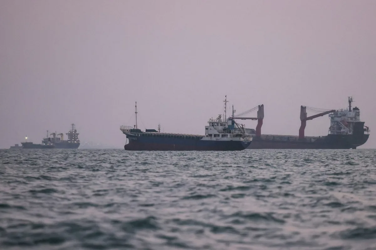 Oil prices dive on signs of Hormuz diplomacy while Saudi Arabia is left hanging in fight against an Iranian ally threatening crude’s other chokepoint