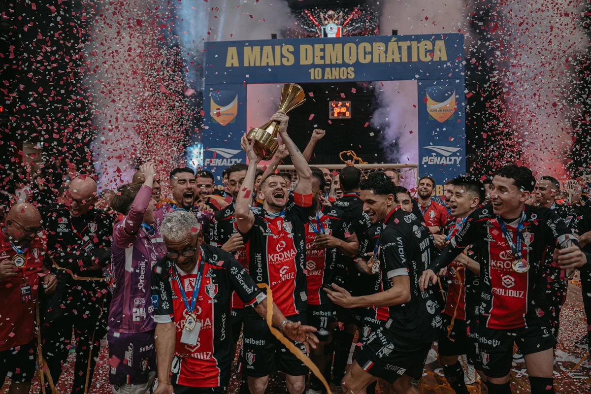 Joinville atropela o Minas e confirma o título da Copa do Brasil de Futsal