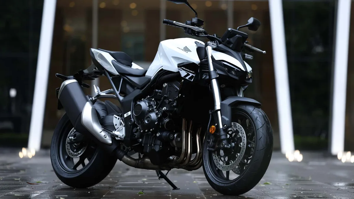 Potência e ronco inconfundível: o que muda na nova Honda CB 1000 Hornet