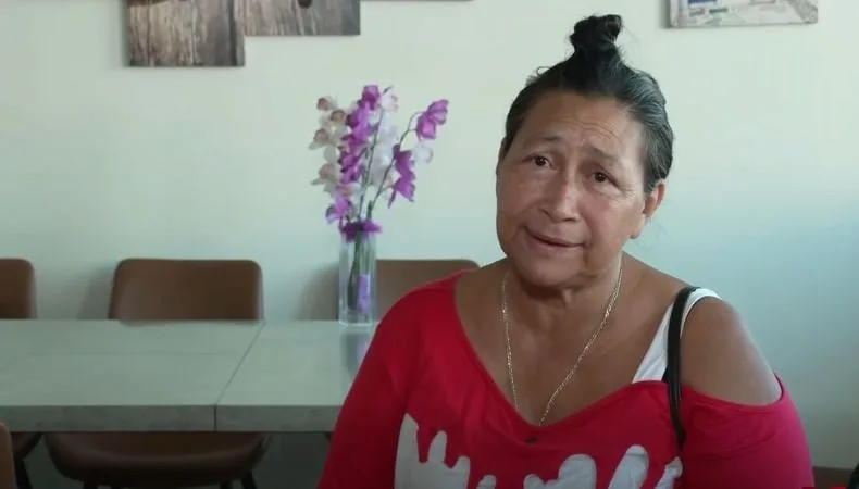 Vilma, la salvadoreña con TPS que enfrenta un despido pese a tener autorización laboral vigente en Estados Unidos