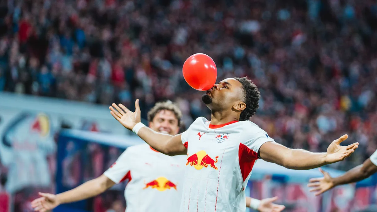 Nkunku trifft, trifft, trifft & pustet, pustet, pustet - Leipzigs erster Hattrick der Bundesliga-Geschichte