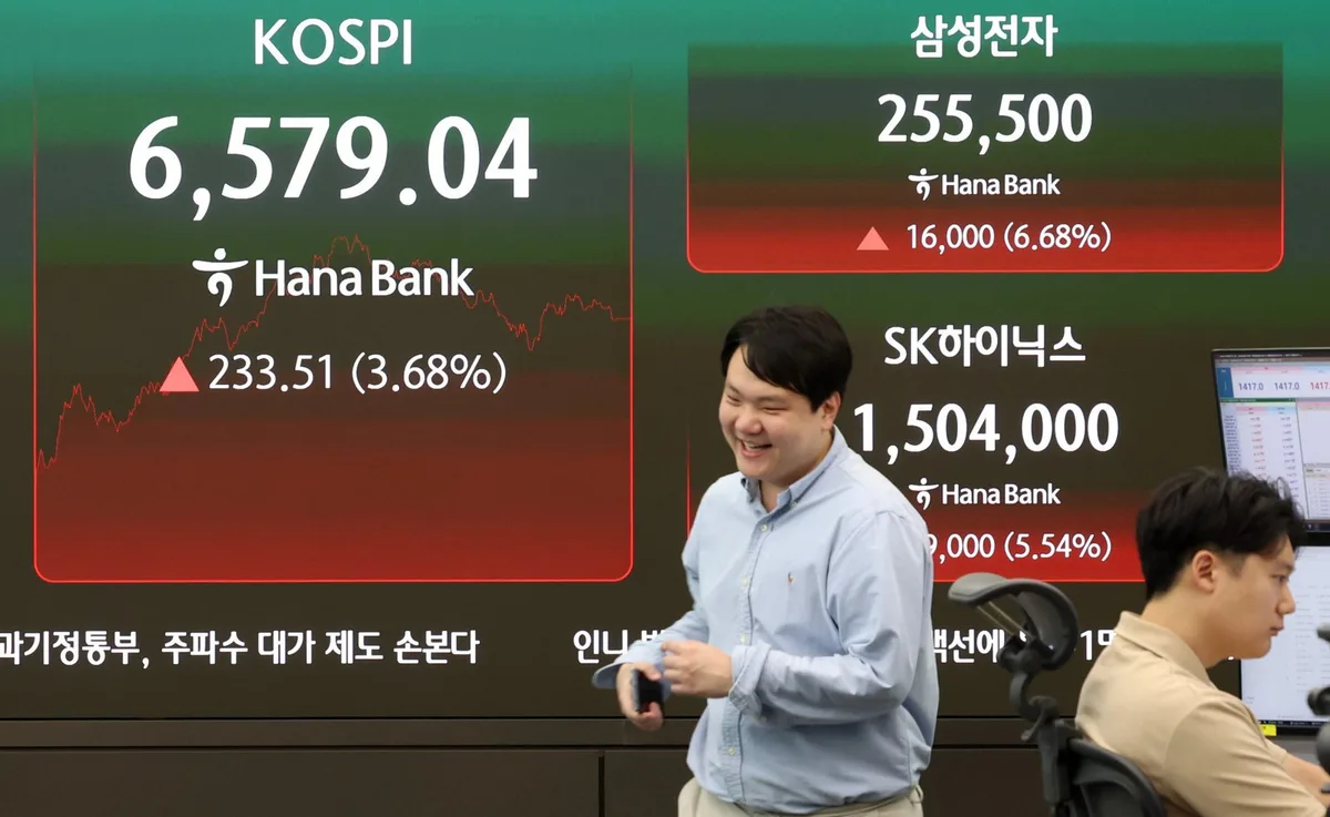 “반도체 대호황 韓, 네덜란드병 우려”…日 아사히의 경고