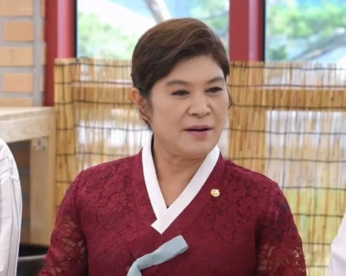 대기업 회장 가사도우미→80억 빚 신용불량자..'연매출 500억' 박미희 험난 과거사 ('사당귀')