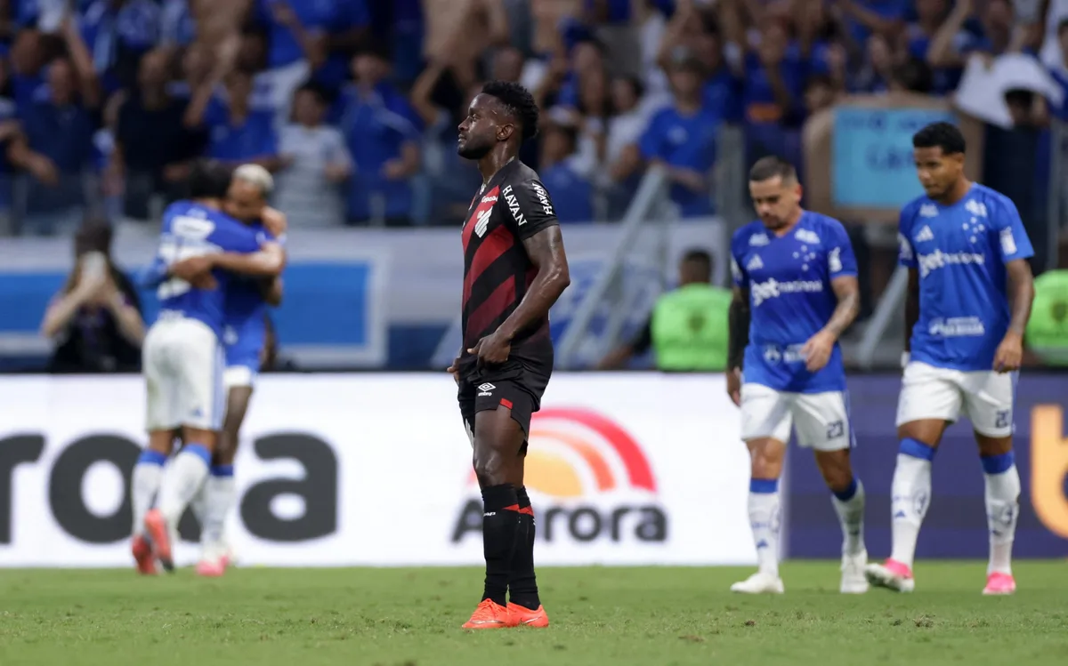 El goleador colombiano Kevin Viveros fue víctima de racismo: Athletico Paranaense anunció que tomará medidas en el caso