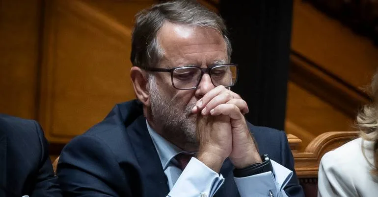 Luís Neves afasta secretário-geral do MAI