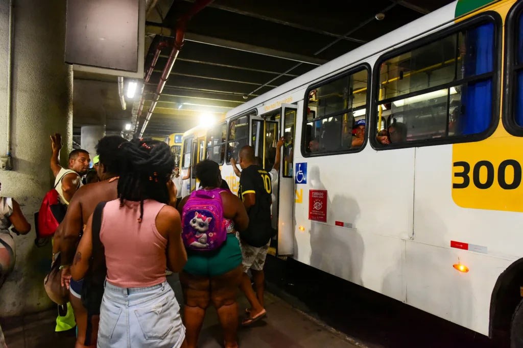 Linhas da Estação Lapa retornam ao subsolo após obras de recuperação