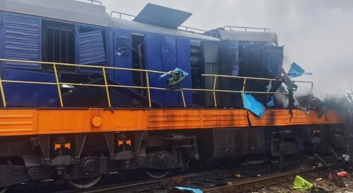 Un dron ruso impacta contra un tren cerca de la frontera entre Ucrania y Polonia; Boris Johnson el posible objetivo