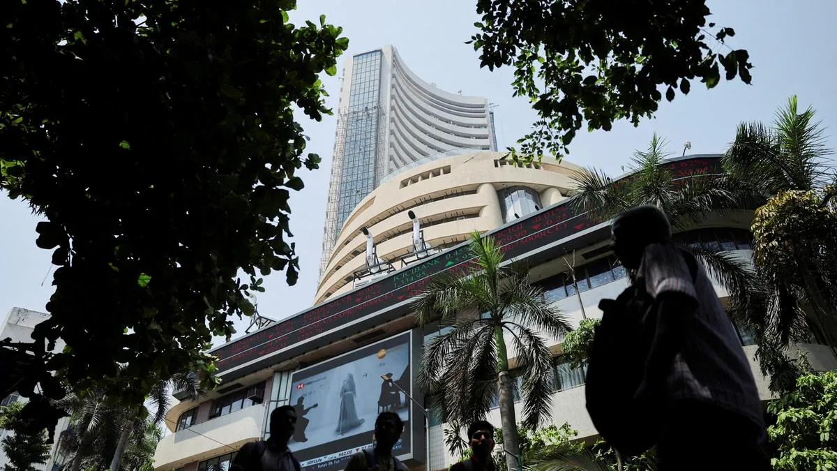 Stock markets rebound in early trade after two days of losses on buying in IT firms