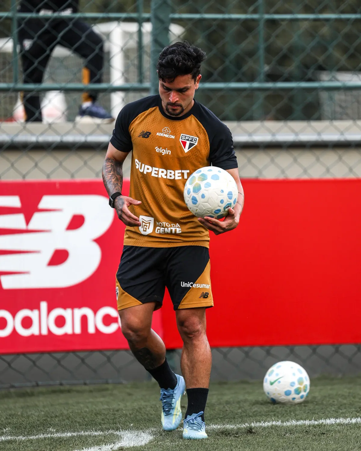 Veja fotos do último treino do São Paulo antes de pegar o RB Bragantino
