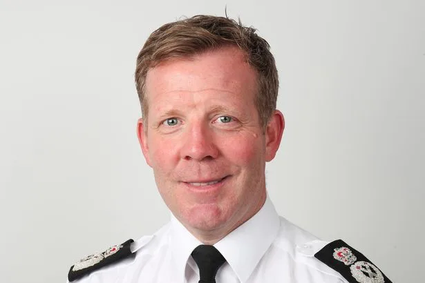 'Deceitful' ex-Hampshire police chief's 'sexual relationships with two officers' exposed