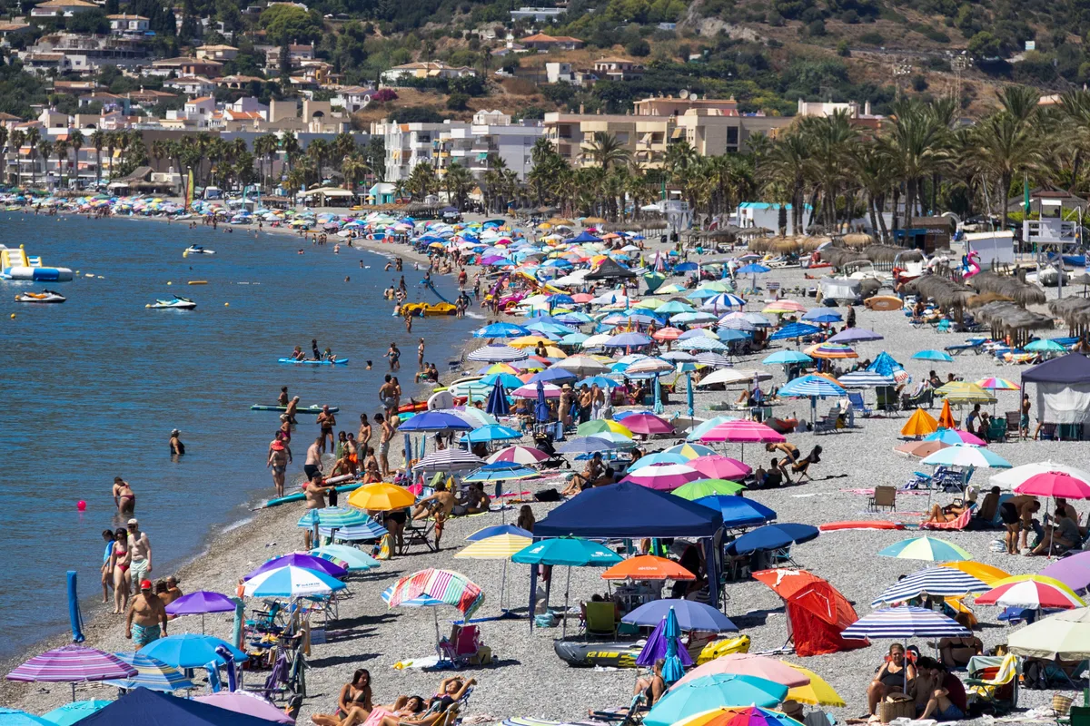 Calor de pleno verano en septiembre: la Aemet avisa de que los termómetros llegarán a los 40 grados y activa alertas en estas zonas