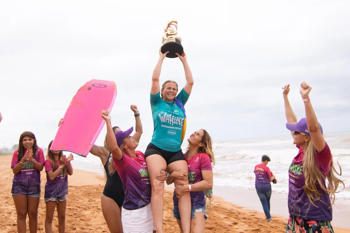Catarinense é campeã no Circuito Mundial de Bodyboarding de forma inédita