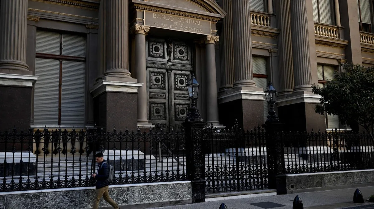 Polémica por el oro: la AGN asegura que por un error de cálculo se perdieron US$1000 millones y el BCRA lo niega