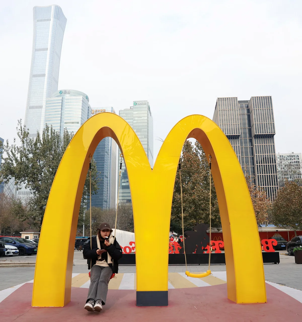 Las claves: lo que revela una hamburguesa americana en mitad de la China rural