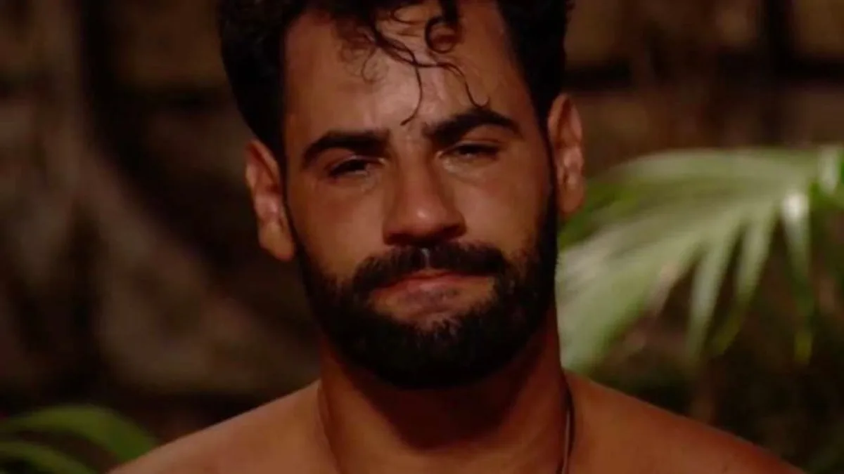 Asraf Beno rompe a llorar en 'Supervivientes All Stars' al hablar del sufrimiento de Isa por su familia: "Vivir con esta sensación de que están muertos en vida"