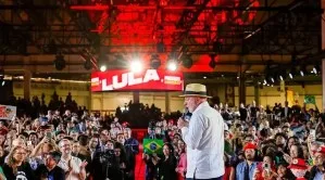 Eleições 2026: Lula lança campanha de chapéu e com vídeo para Lula de 1979