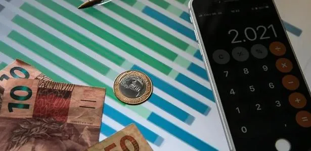 Juros altos que já freiam PIB ampliam risco de estagnação no 2º semestre