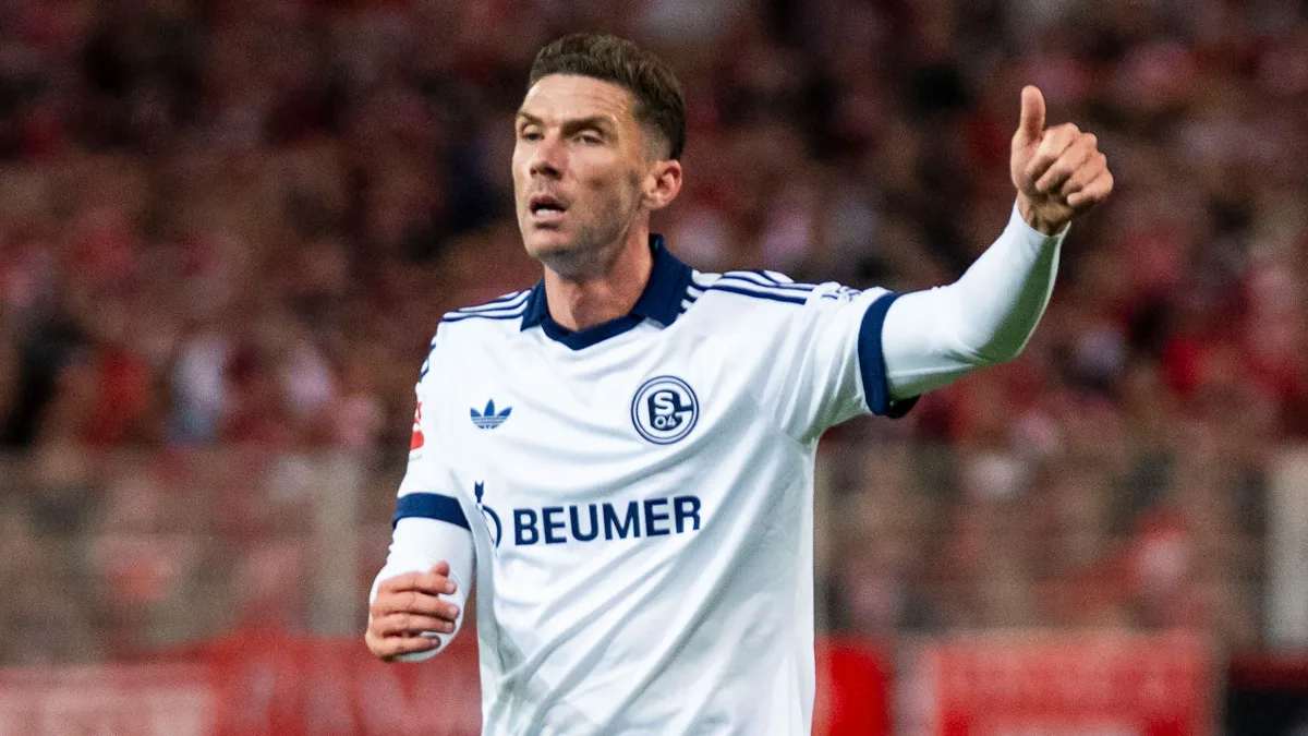 3:1 bei Union Berlin: Gosens führt Schalke zum Sieg