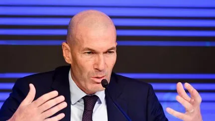 "Il fait l’unanimité depuis toujours" : Zinédine Zidane, un nouveau sélectionneur intouchable à la tête de l'équipe de France ?