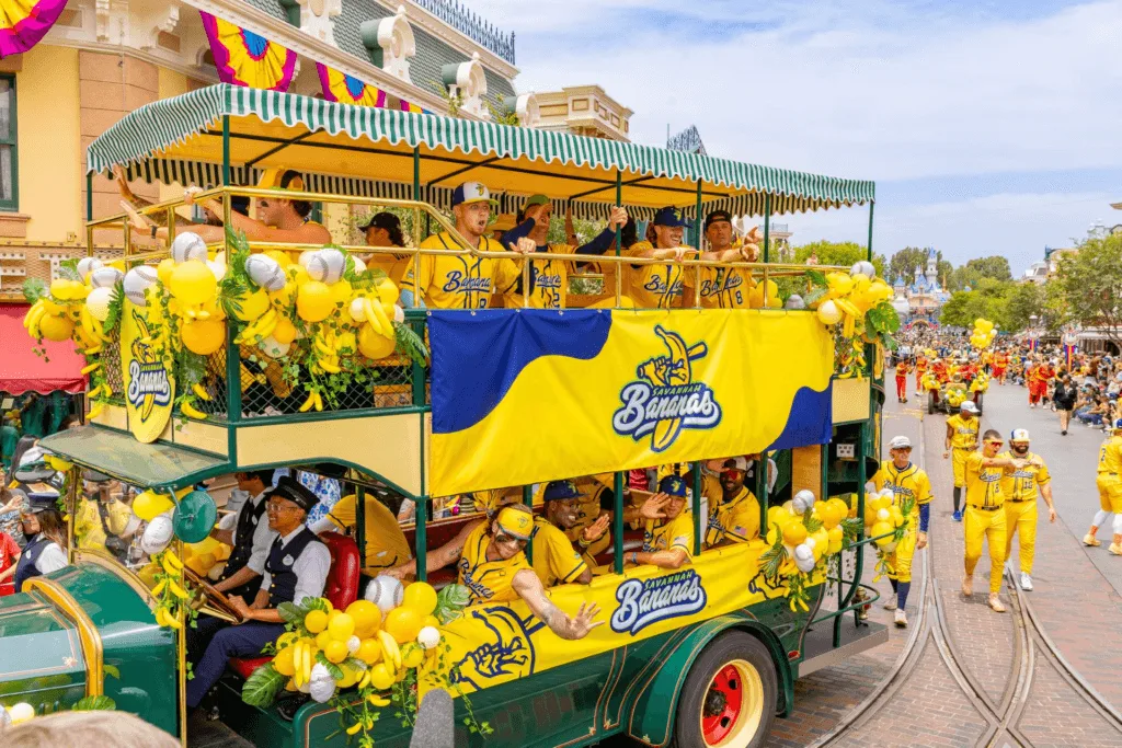 Savannah Bananas: Entenda como um time amador transformou o beisebol em entretenimento
