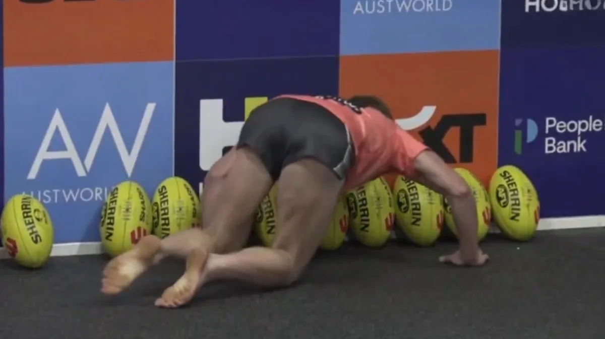 Matt Rowell adds to unique set of pre-game rituals by smelling the match balls