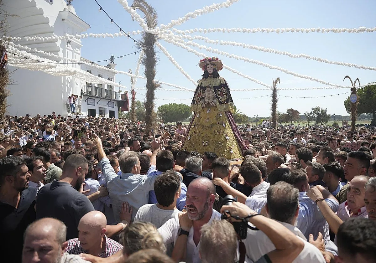 Almonte ya espera a la Pastora
