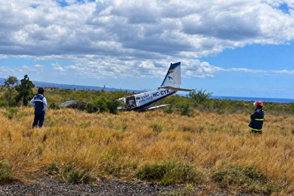 Al menos una persona terminó herida tras accidente de avioneta en un aeropuerto de Ecuador