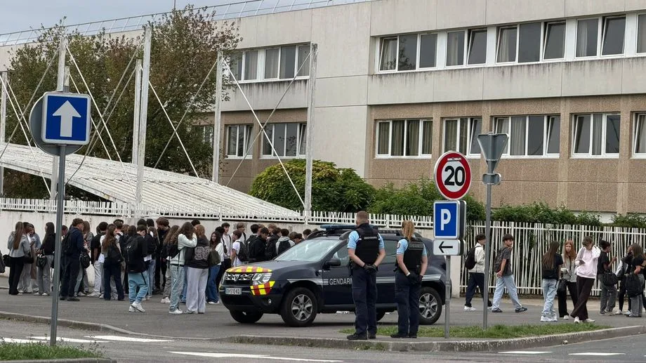 Seine-Maritime : une intrusion au lycée Galilée de Franqueville-Saint-Pierre, les élèves confinés